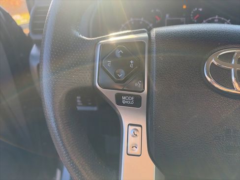 Used 2021 Toyota 4Runner SR5 image 18