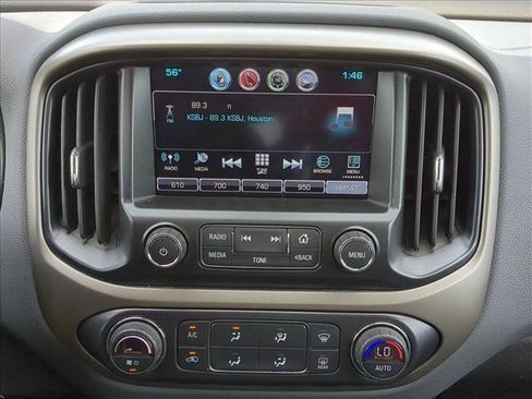 Used 2017 Chevrolet Colorado Z71 image 13