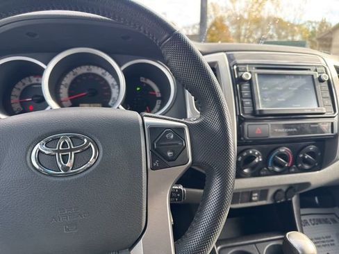 Used 2015 Toyota Tacoma 4x4 Double Cab image 15