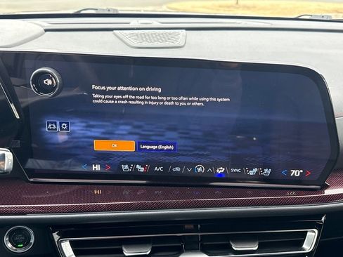 Used 2026 Chevrolet Traverse RS image 23