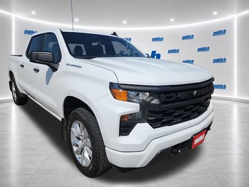 Certified 2022 Chevrolet Silverado 1500 Custom AWD/4WD image 7