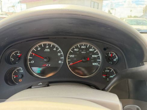 Used 2009 Chevrolet Suburban LT w/ Suspension Package, Off-Road image 26