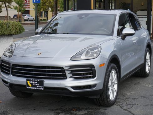 Used 2019 Porsche Cayenne image 4
