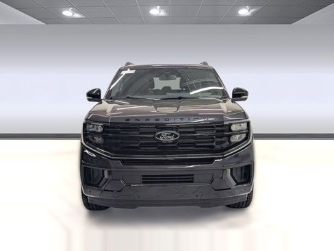 New 2025 Ford Expedition Max Platinum w/ Stealth Appearance Package image 5