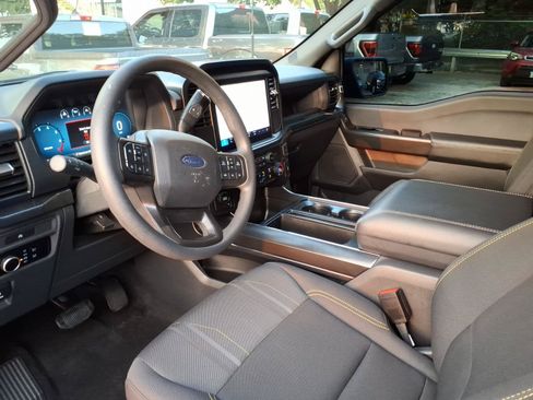 Used 2025 Ford F150 STX AWD/4WD image 11