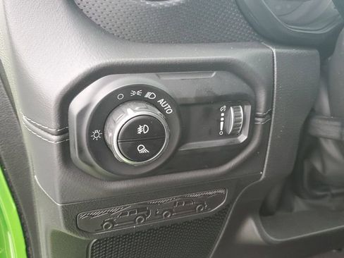 New 2025 Jeep Gladiator Rubicon image 19