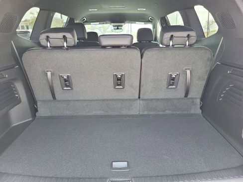 New 2026 GMC Acadia Elevation w/ Elevation Premium Package FWD image 13