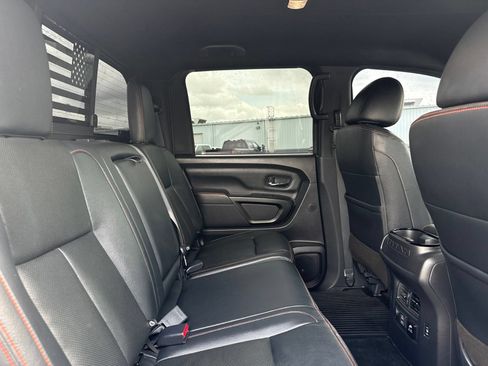 Used 2023 Nissan Titan PRO-4X w/ Pro-4x Convenience Package AWD/4WD image 8
