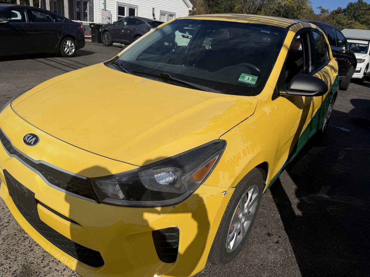 Used 2018 Kia Rio Hatchback FWD image 3