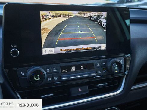 Used 2024 Toyota Grand Highlander XLE image 25