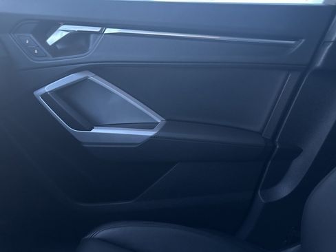 Used 2023 Audi Q3 2.0T Premium image 28