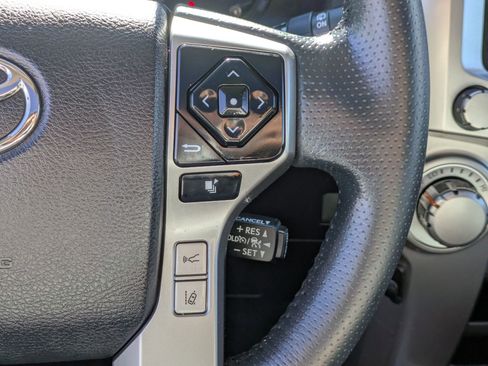 Used 2022 Toyota 4Runner SR5 Premium w/ Moonroof Package image 20