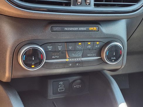 Certified 2025 Ford Escape ST-Line AWD/4WD image 20