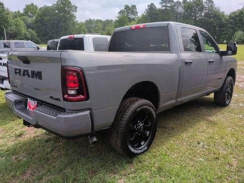 New 2026 RAM 2500 Big Horn AWD/4WD image 3