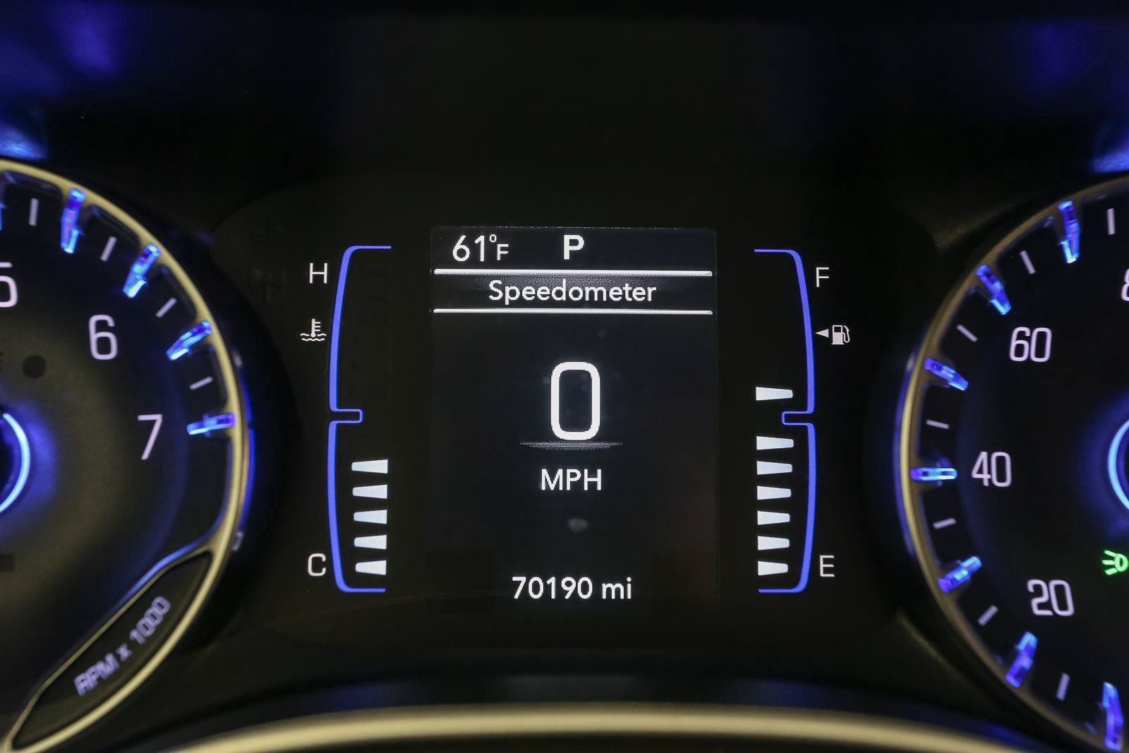 Used 2024 Chrysler Voyager LX FWD image 38