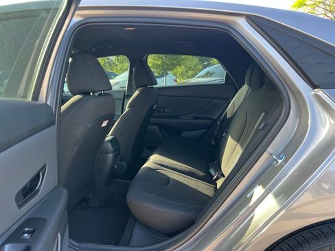 Used 2026 Hyundai Elantra Sport image 17