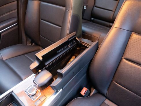 Used 2016 Mercedes-Benz E 350 E 350 image 9