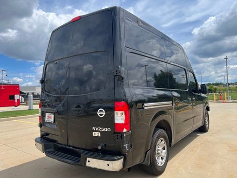 Used 2013 Nissan NV 2500 SV w/ Technology Pkg RWD image 7