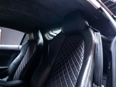 Used 2017 Audi R8 V10 w/ Carbon Exterior Package AWD/4WD image 42