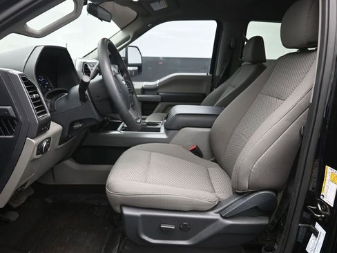 Used 2022 Ford F250 XLT w/ XLT Premium Package image 18