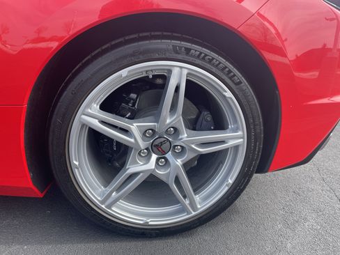 Used 2025 Chevrolet Corvette Stingray Coupe w/ 1LT image 25