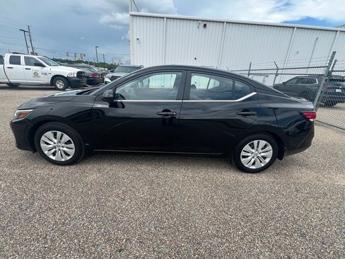 Used 2025 Nissan Sentra S FWD image 6