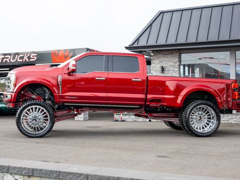 Used 2025 Ford F450 Platinum w/ Platinum Plus Package image 25