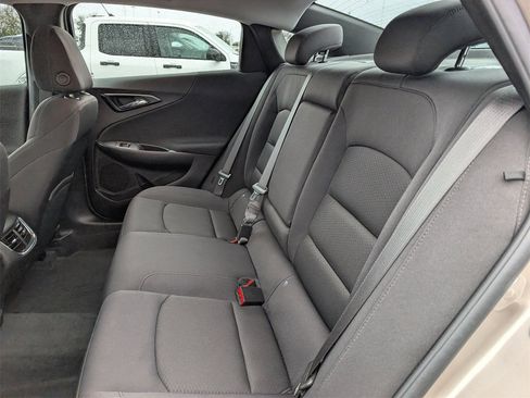 Used 2024 Chevrolet Malibu LT image 26