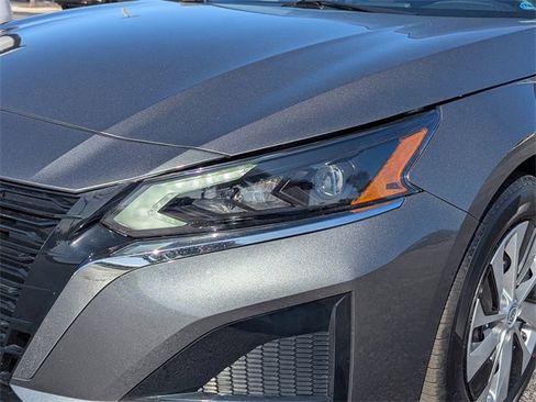 Certified 2025 Nissan Altima 2.5 S image 11