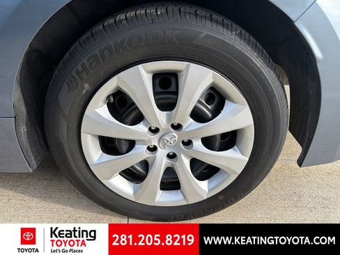 Used 2025 Toyota Corolla LE FWD image 9