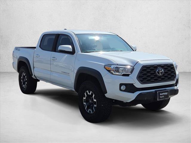 Used 2020 Toyota Tacoma TRD Off-Road w/ Technology Package RWD image 3