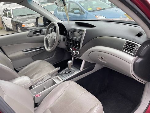 Used 2011 Subaru Forester 2.5X Limited AWD/4WD image 14