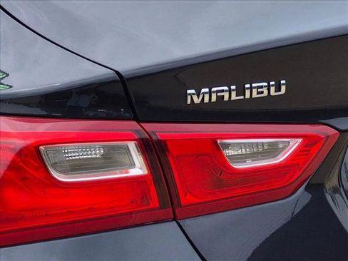 Used 2023 Chevrolet Malibu LT FWD image 19