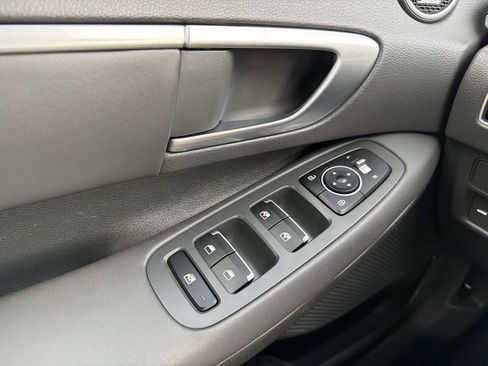 Used 2020 Hyundai Sonata SEL w/ Premium + Sunroof Package FWD image 29