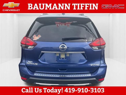 Used 2020 Nissan Rogue SV AWD/4WD image 7