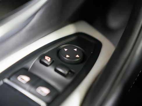 Used 2018 BMW M4 Coupe RWD image 31
