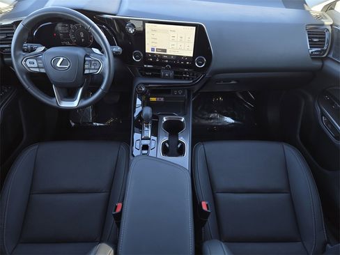 Used 2025 Lexus NX 250 FWD w/ Towing Package (2000 Lbs) image 26