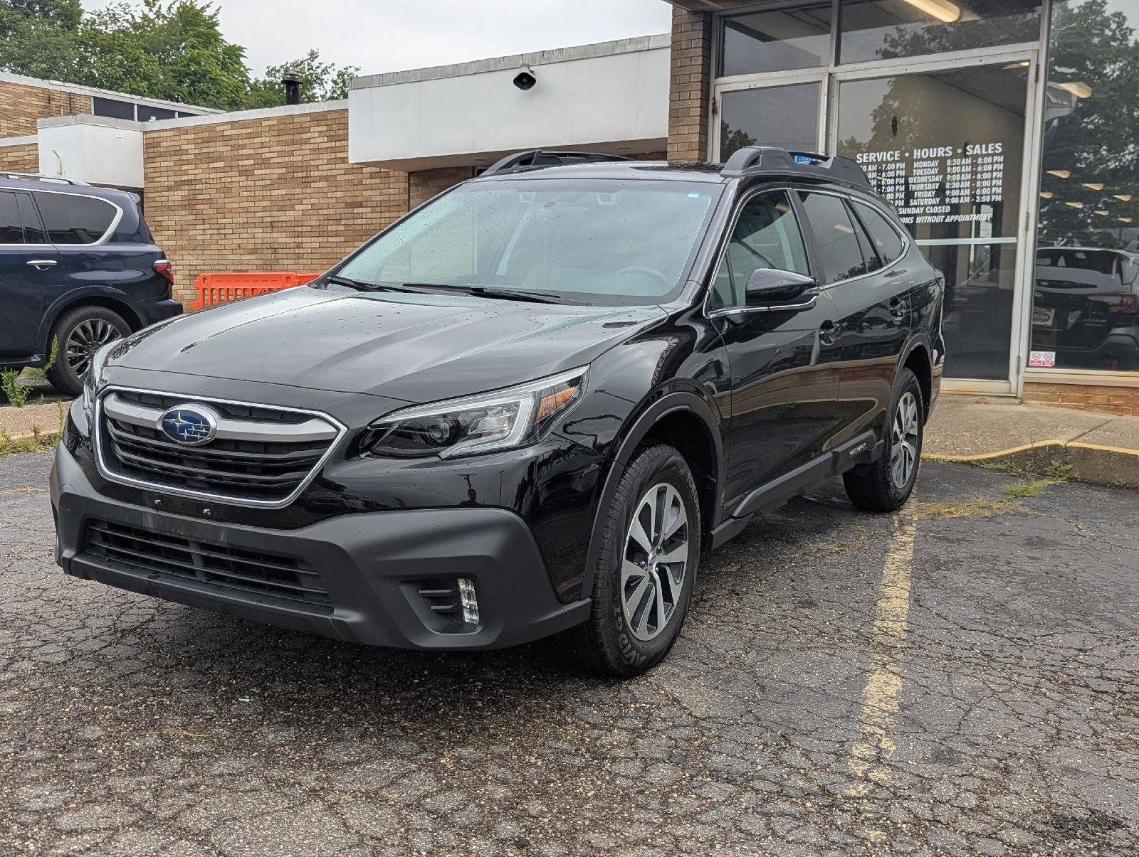 Used 2020 Subaru Outback Premium w/ Popular Package #1 AWD/4WD image 9