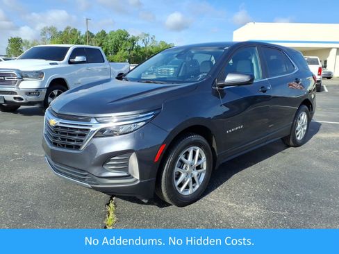 Used 2023 Chevrolet Equinox LT image 1