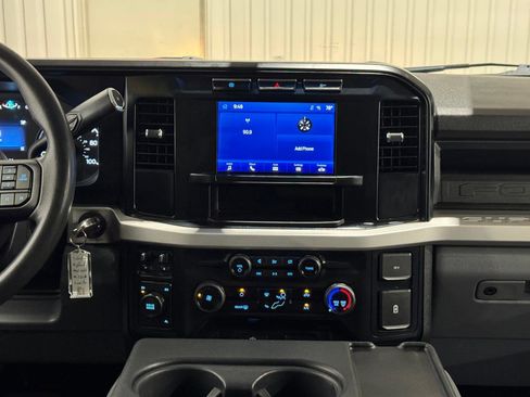 Used 2024 Ford F550 4x4 Crew Cab Super Duty image 21