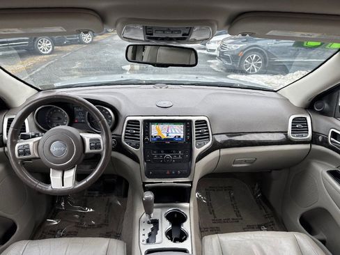 Used 2012 Jeep Grand Cherokee Laredo image 16