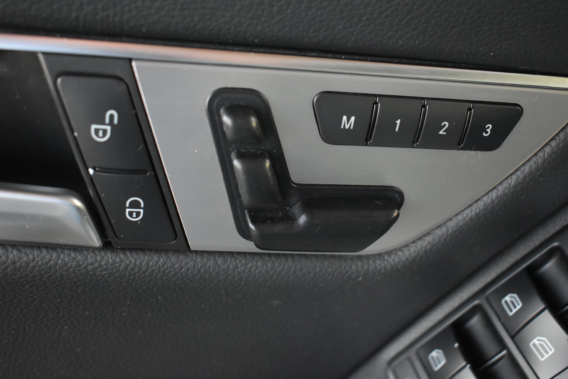 Used 2013 Mercedes-Benz C 300 4MATIC Sedan image 15