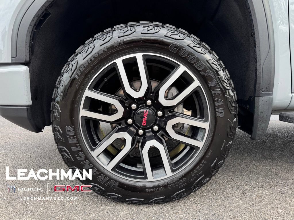 Certified 2024 GMC Sierra 1500 AT4 w/ Technology Package AWD/4WD image 9