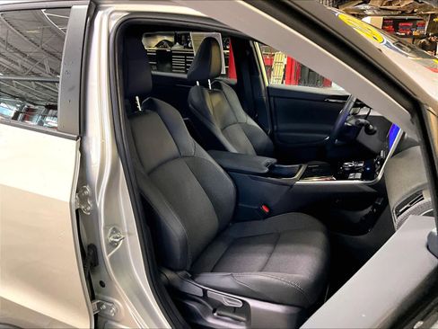 Used 2024 Toyota bZ4X XLE w/ Weather Package image 11