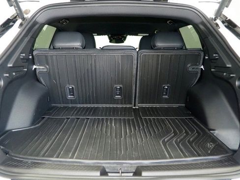 Used 2024 Chevrolet Equinox EV FWD LT w/ 2LT image 46