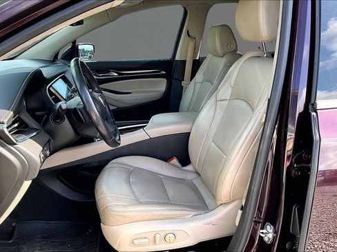 Certified 2018 Buick Enclave Essence w/ Trailering Package FWD image 19