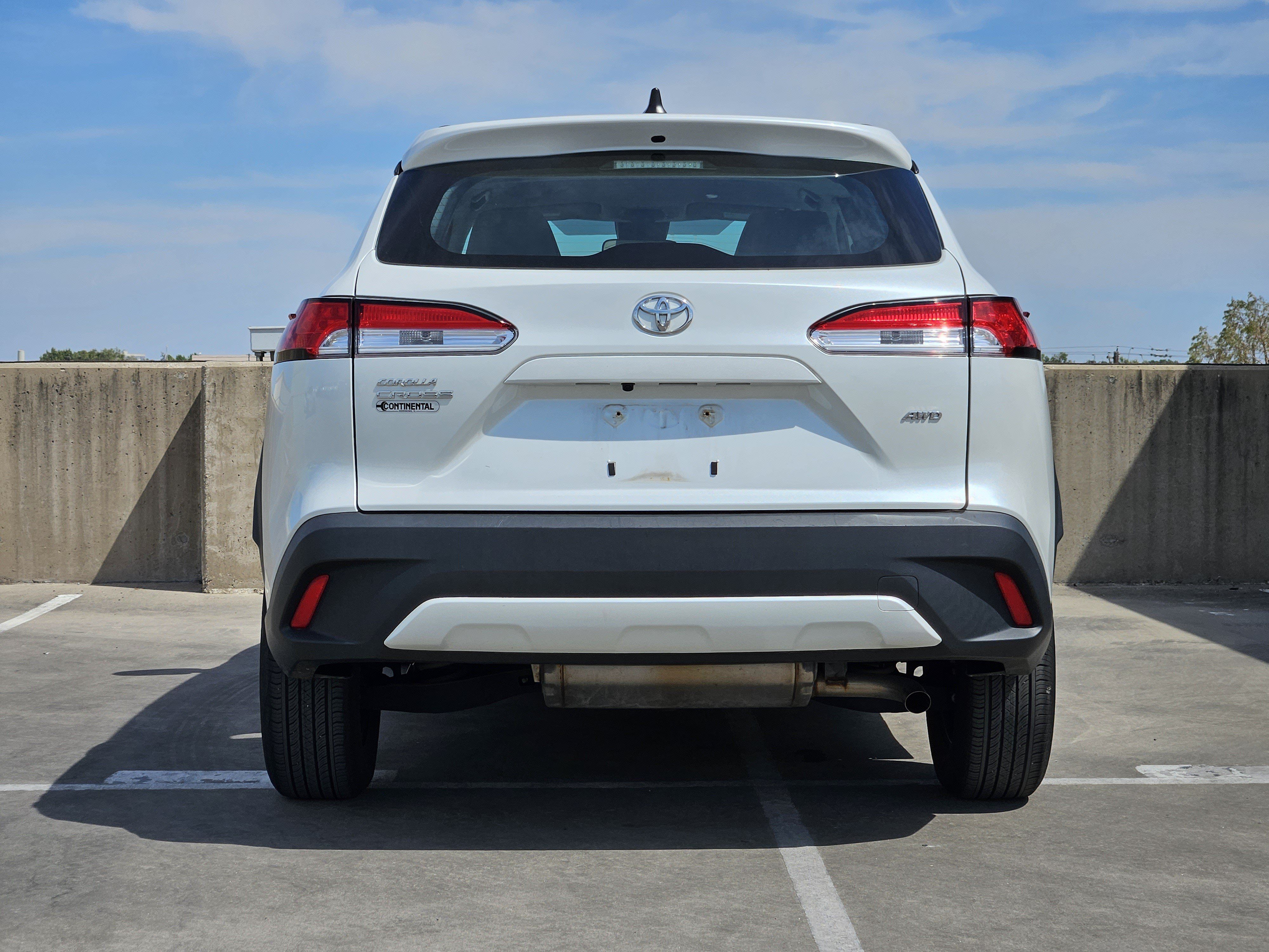 Used 2022 Toyota Corolla Cross L AWD/4WD image 7