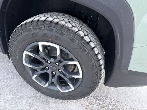 New 2026 Chevrolet Equinox ACTIV w/ Convenience Package III image 9