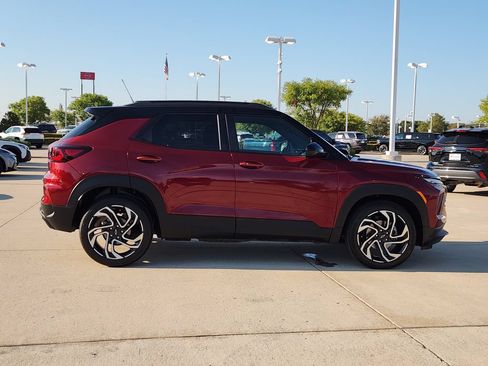 Used 2025 Chevrolet TrailBlazer RS w/ Convenience Package FWD image 4