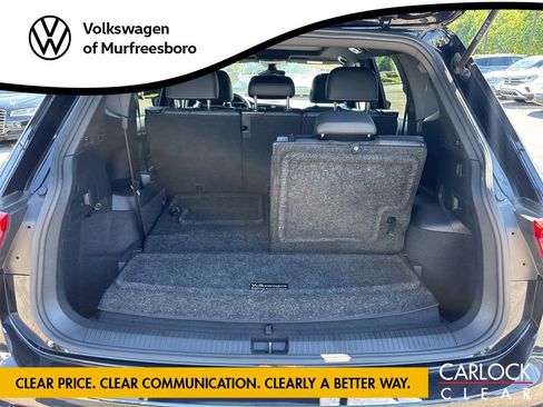 Certified 2023 Volkswagen Tiguan SE R-Line FWD image 15